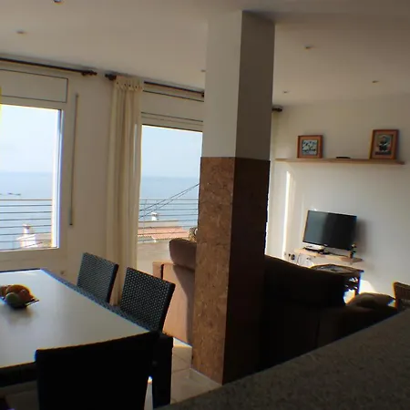 Agi Rodas Apartment *
